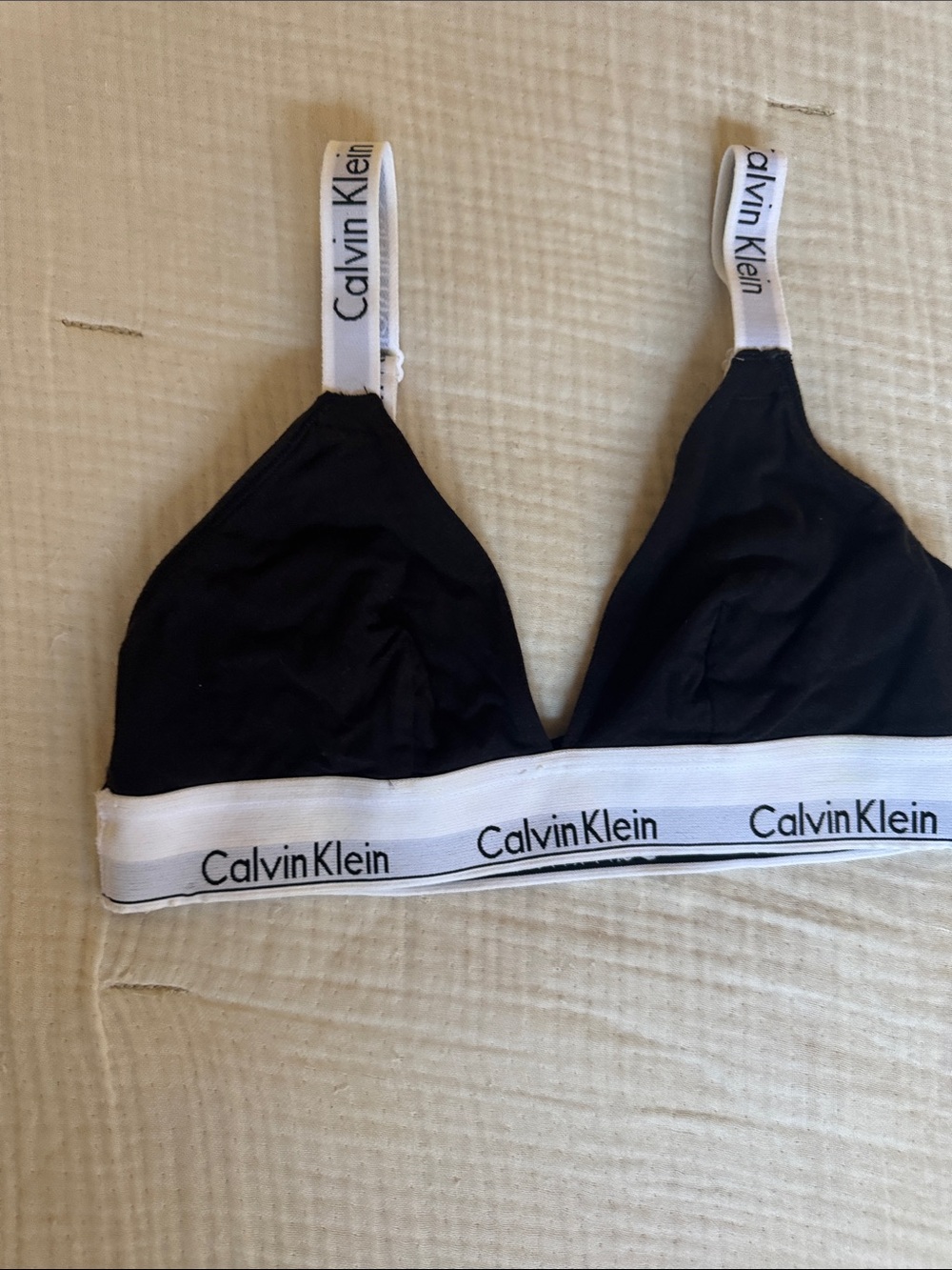 Calvin Klein Ck black triangle bra cotton stretch women’s medium fits like small